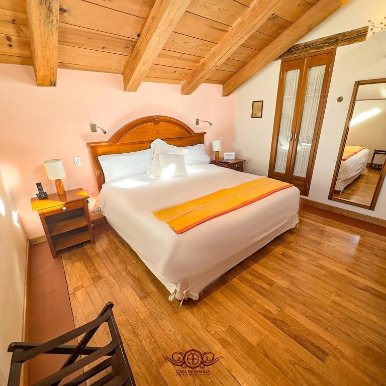Hotel Casa de Familia de San Cristobal - Standard King Room - 1
