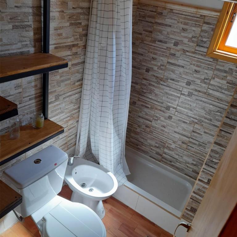 Los Alamos - Two-Bedroom House - 25