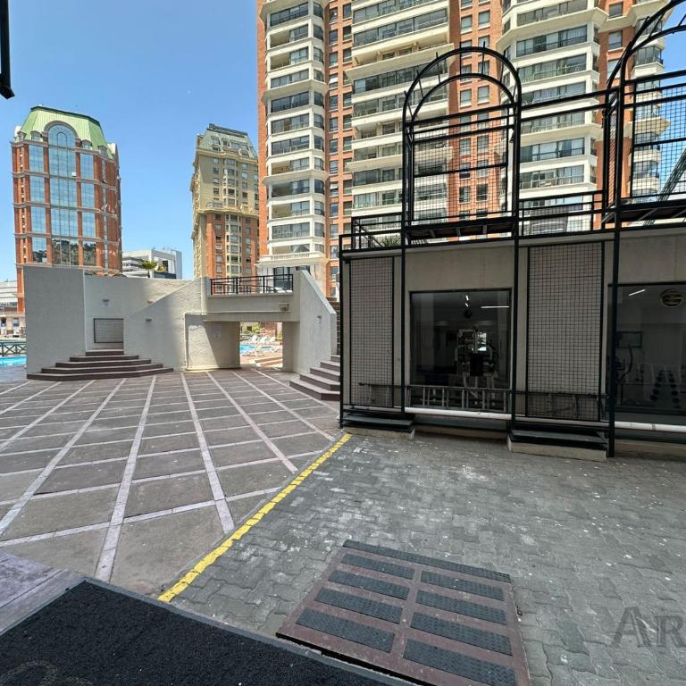 Amplio y Acogedor departamento frente al mar y a pasos del Mall - Apartamento - 32