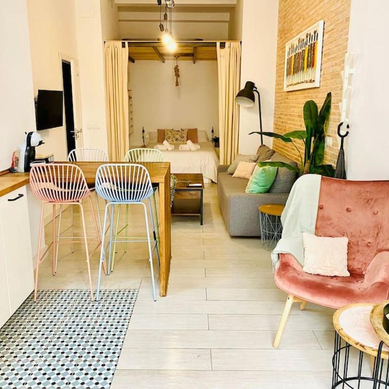 Beautiful LOFT in the HEART of Ruzafa, SOHO - One-Bedroom Apartment - 1