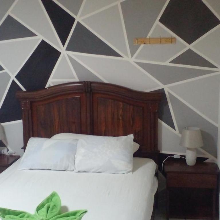 Aracari Inn Mindo - Deluxe Double Room - 11