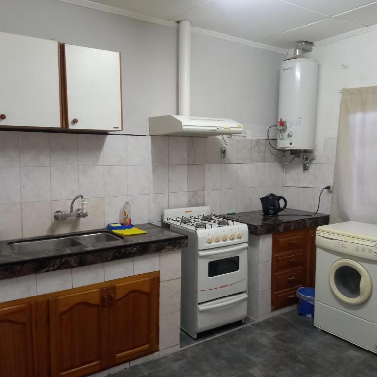 Departamento céntrico San Rafael - Casa de 2 dormitorios - 10