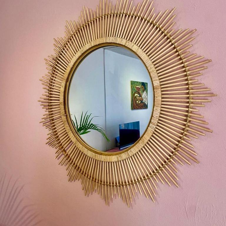Spacious artsy home with fast WiFi - Villa - 70