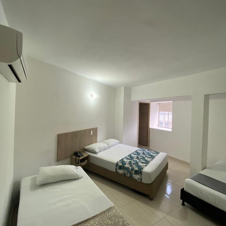 Suites Laureles - Habitación Familiar - 3