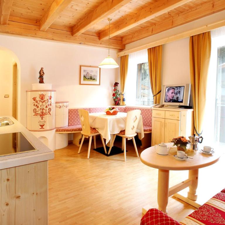Garni B&B Schenk - Appartamento con 2 Camere da Letto e Balcone - 6