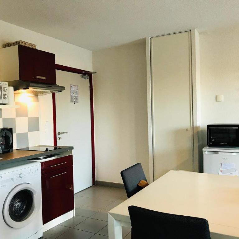 Appartement 2P à Argelès-sur-Mer: Clim, Terrasse, Piscine, Parking, Proche plages et commerces - FR-1-776-14 - Appartement - 5