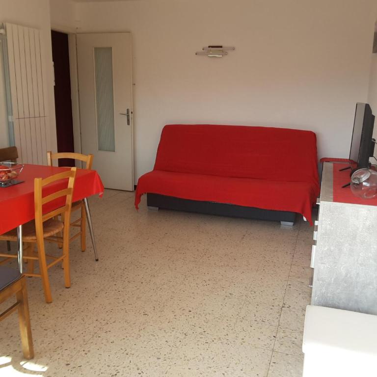Appartement T2 4 Pers. Proche Plage, Vue Montagnes, Terrasse - FR-1-776-24 - Appartement - 2