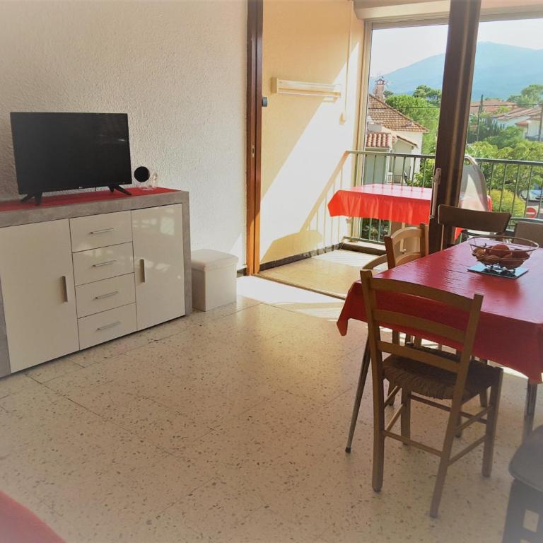 Appartement T2 4 Pers. Proche Plage, Vue Montagnes, Terrasse - FR-1-776-24 - Appartement - 5
