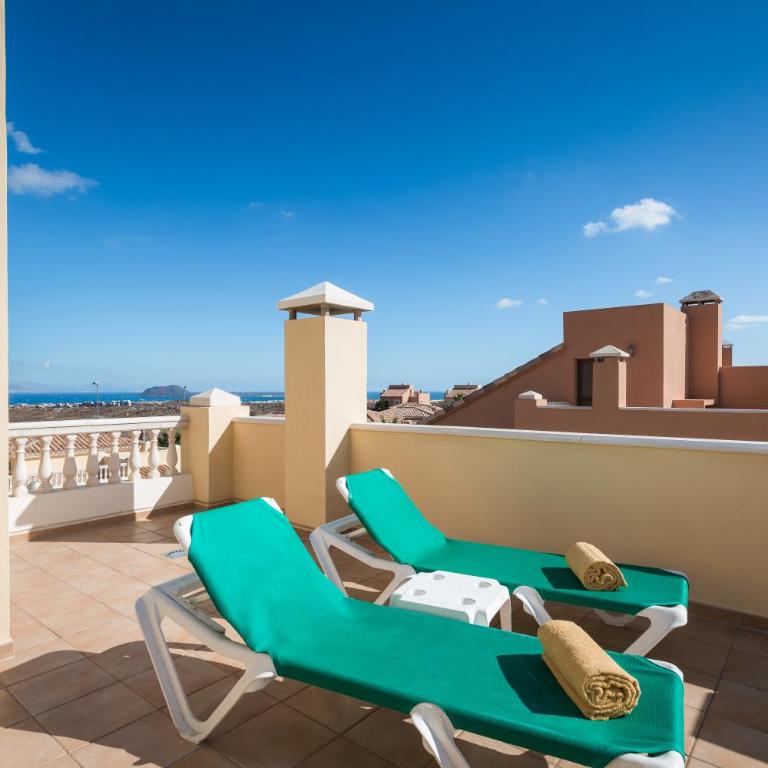 Home2Book Private Pool & Terrace, Aloha Sun Villa - Three-Bedroom Villa - 26
