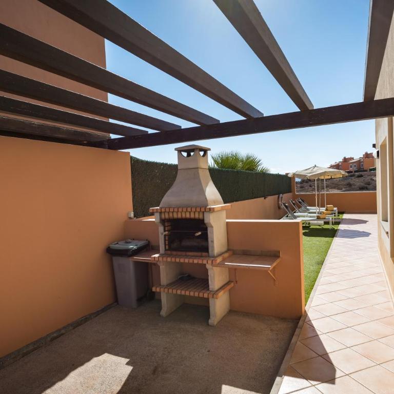 Home2Book Private Pool & Terrace, Aloha Sun Villa - Three-Bedroom Villa - 21
