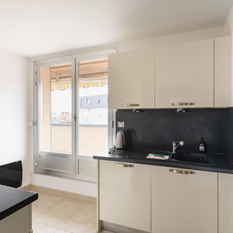 Le Ballast - Appt à Dinard avec balcons et garage - One-Bedroom Apartment - 10