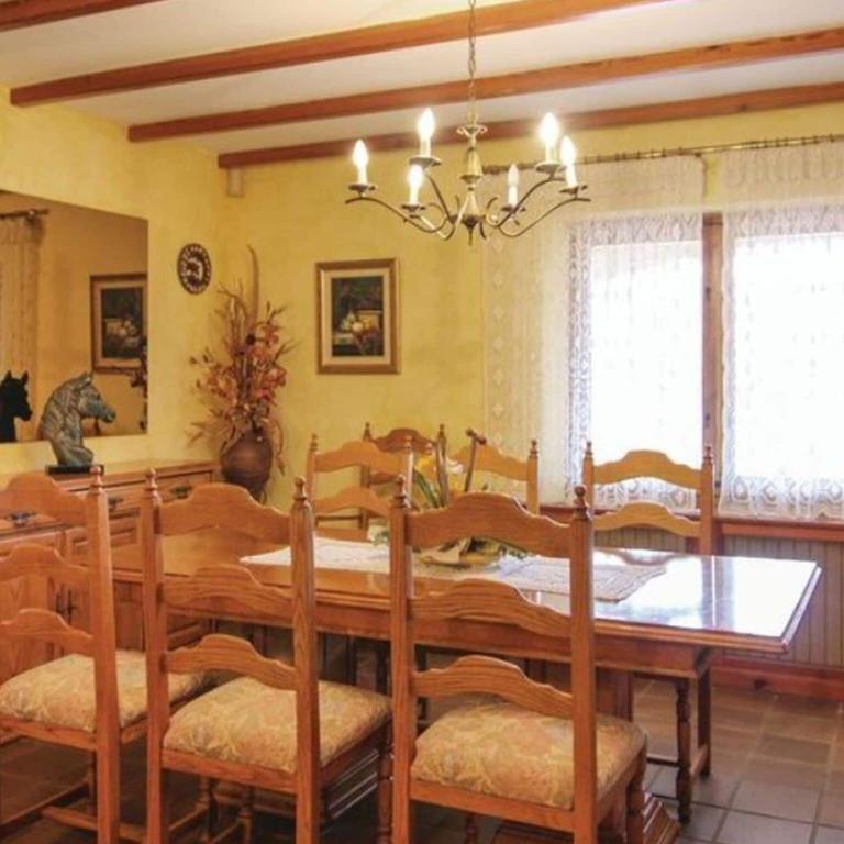 Pretty Villa with Sun Loungers - Villa de 4 dormitorios - 2