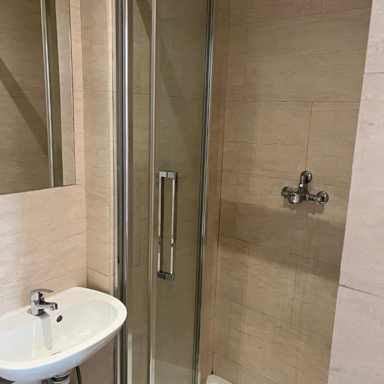 Hôtel Lyonnais - Chambre Double - 2
