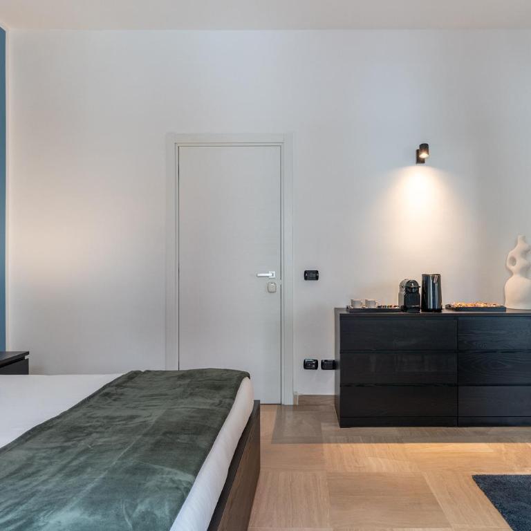Fourooms Bari - Principe Amedeo - Luxury Quadruple Room - 13