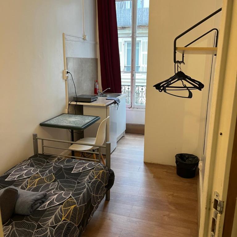 Hôtel Lyonnais - Studio - 3