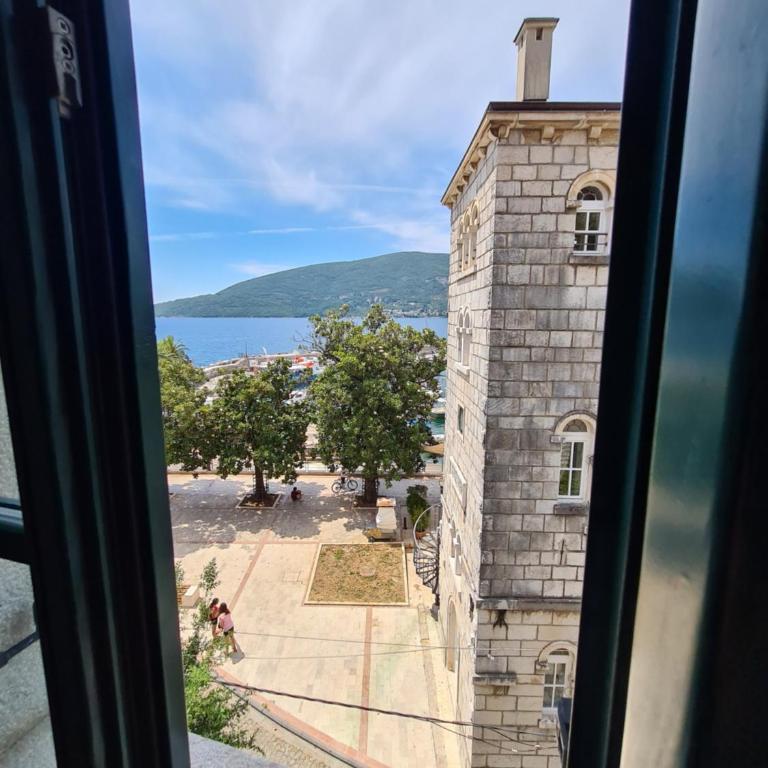 Skver Studio Apartments - Deluxe Studio with Sea View - 8