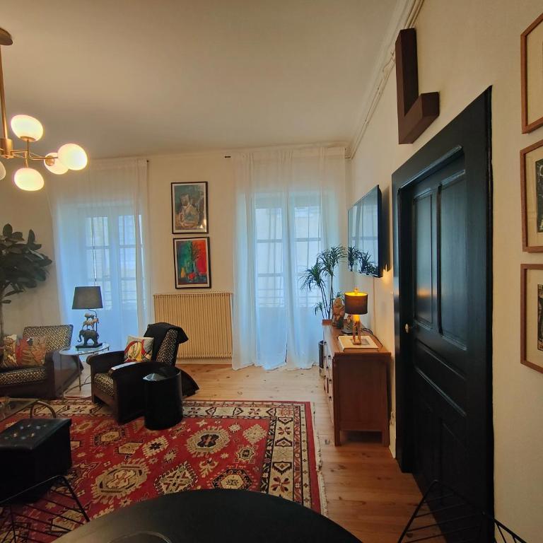 Le Coeur de Cahor! 2 bedroom luxury rental 85m2. - Appartement 1 Chambre - 14