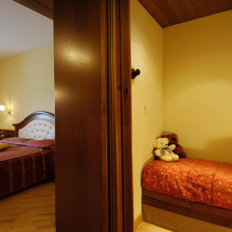 Hotel Mirabello - Slow Hotel Benessere - Camera Quadrupla Economy - 3