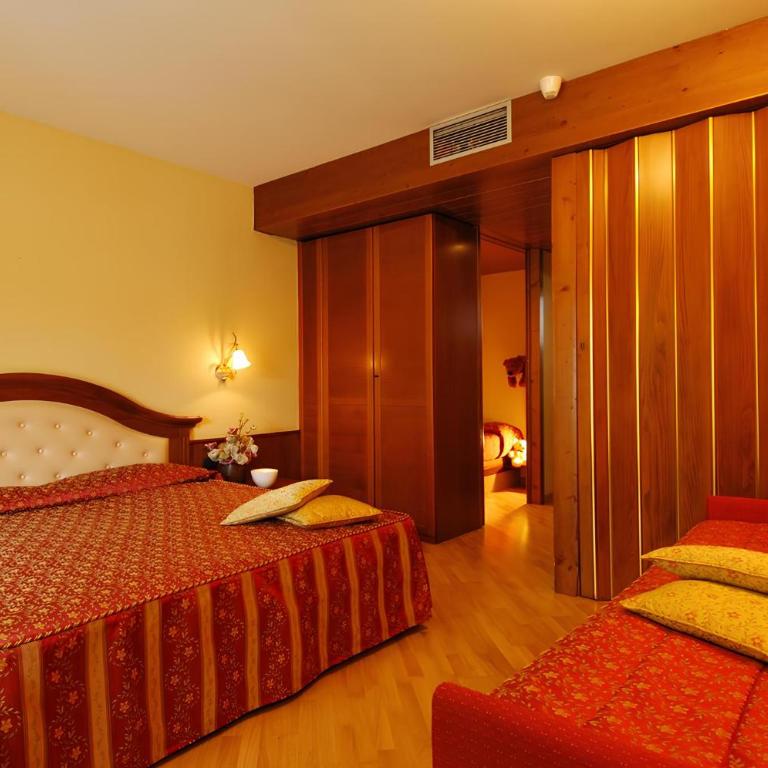 Hotel Mirabello - Slow Hotel Benessere - Camera Quadrupla Economy - 4