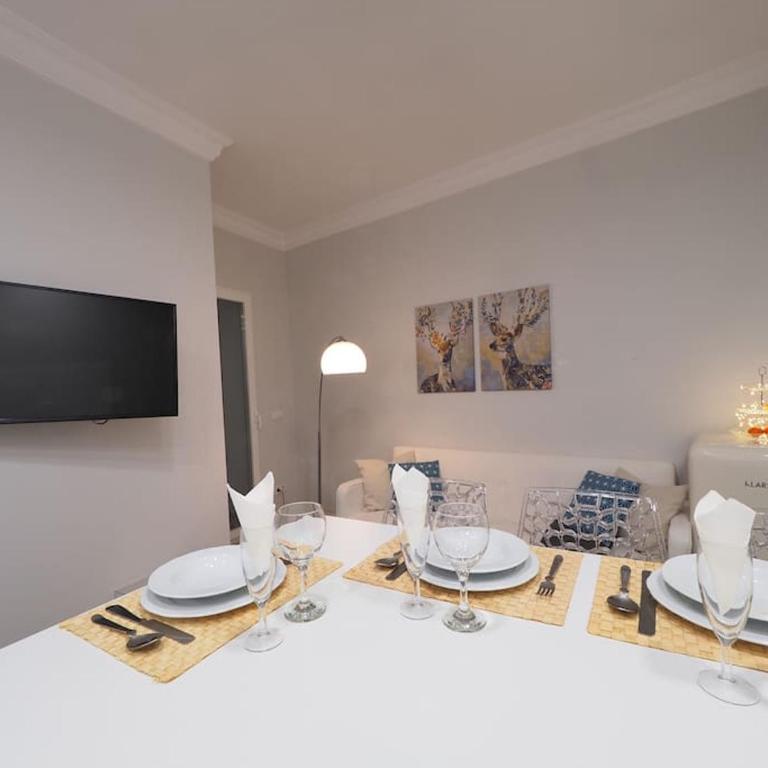 Stunning APT 3 PAX 15 min Gran via & Plaza Mayor - One-Bedroom Apartment - 15