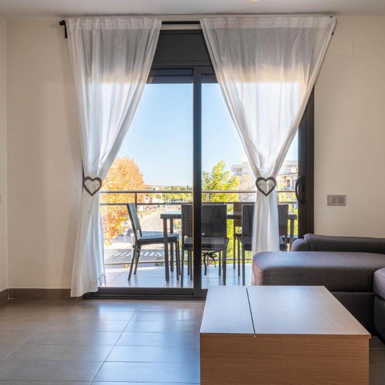 AT026 Moderno, con piscina y wifi, a 10min de la playa - Apartamento de 2 dormitorios - 2