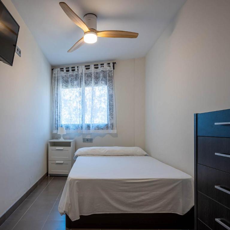 AT026 Moderno, con piscina y wifi, a 10min de la playa - Apartamento de 2 dormitorios - 17