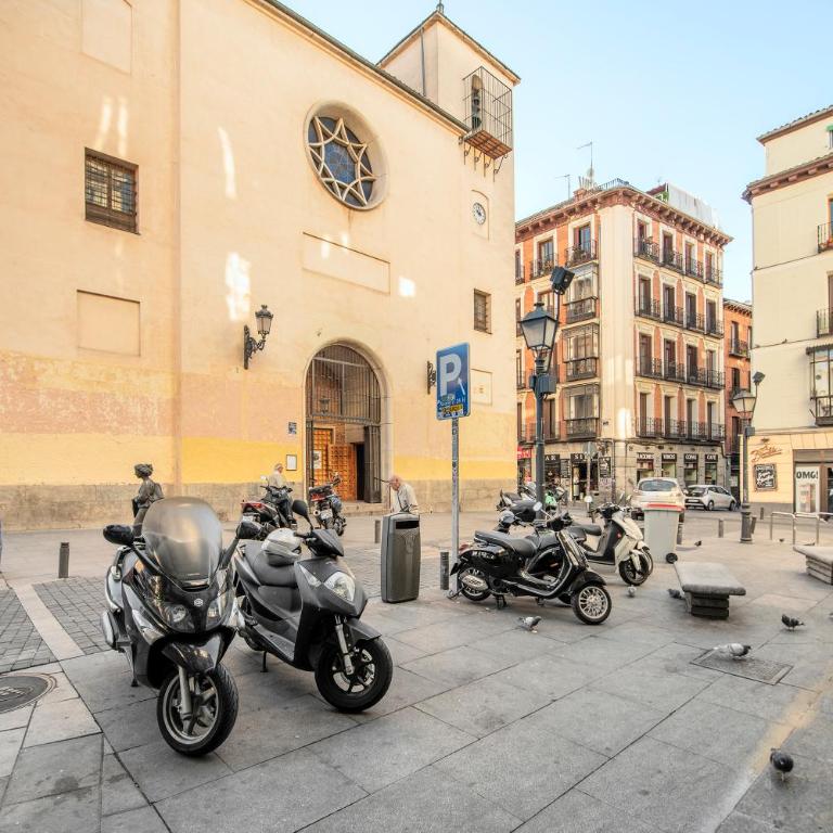 Coqueto Ático (1B+1B) Malasaña City Centre - One-Bedroom Apartment - 21