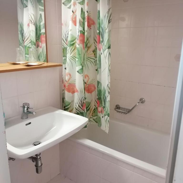 Hotel Vanda - Standard Dreibettzimmer - 10