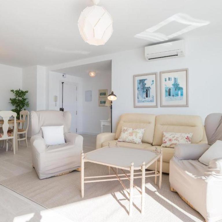 SEA VIEW & BEACH ACCESS - Center - Two-Bedroom Apartment - 11