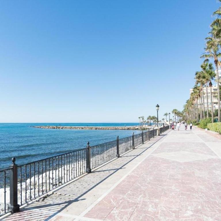 SEA VIEW & BEACH ACCESS - Center - Two-Bedroom Apartment - 45
