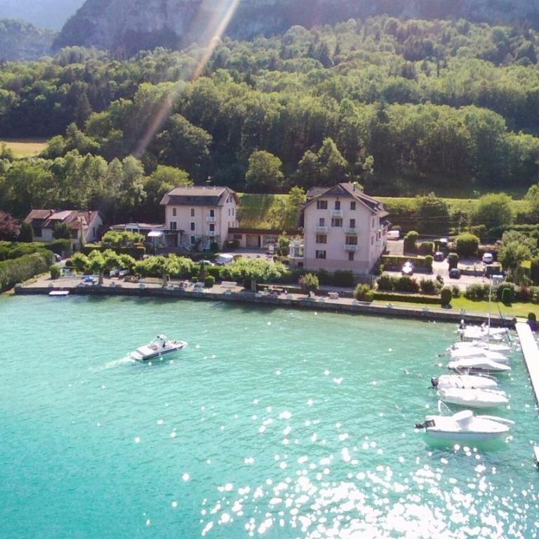 Le Coin des Cygnes, appartement face au lac d'Annecy avec plage privée - Appartement - Vue sur Lac - 3