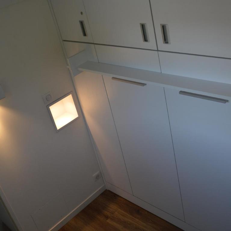 Le Coin des Cygnes, appartement face au lac d'Annecy avec plage privée - Appartement - Vue sur Lac - 28