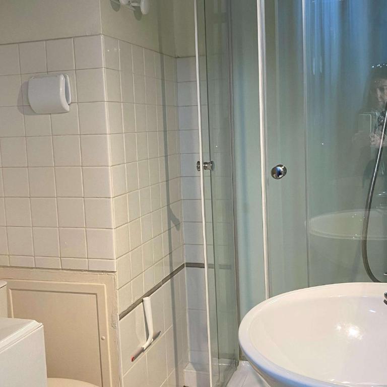 Studio cosy avec balcon, climatisation, proche thermes - Balaruc-les-Bains - FR-1-553-99 - Studio - 6