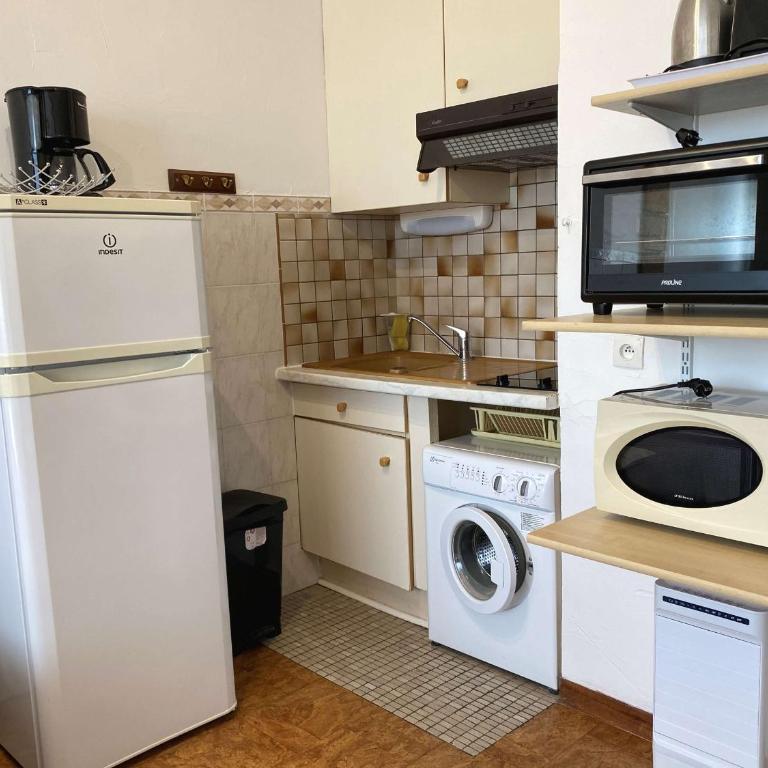 Charmant T1 lumineux avec cuisine équipée, coin nuit séparé et wifi - Balaruc-les-Bains - FR-1-553-48 - Apartment (4 Erwachsene) - 5