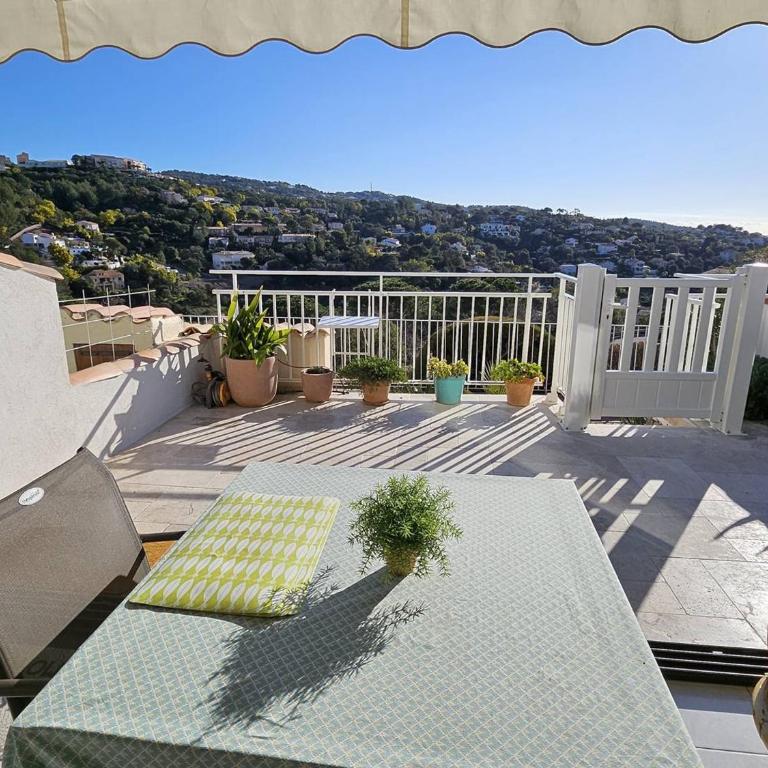 Maison mitoyenne T3 avec piscine, clim, parking, animaux acceptés - FR-1-768-21 - Maison de Vacances - 10