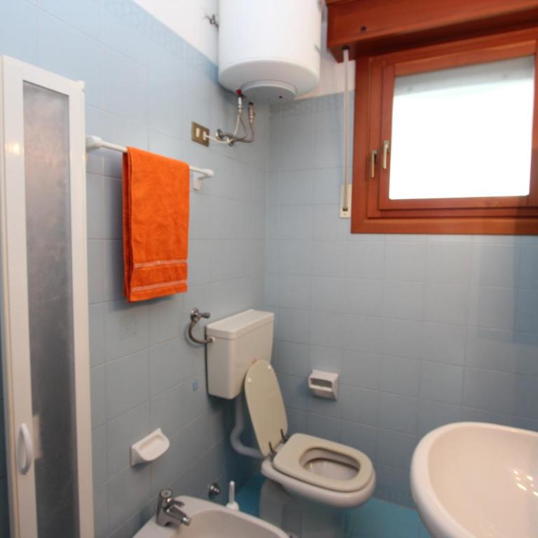 Lovely flat in Bibione Pineda 100m from the beach - Apartment - 8