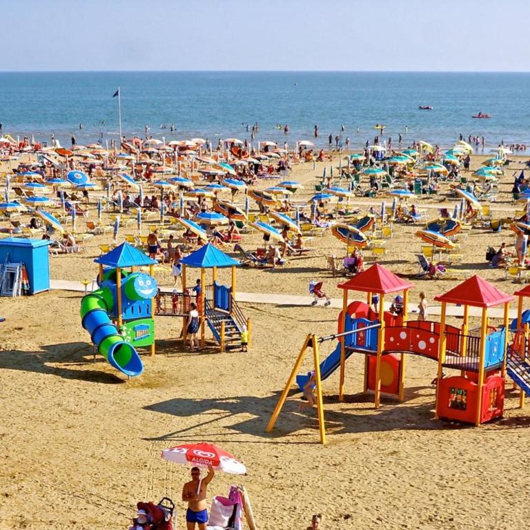Beachfront cozy flat 1-bedroom with balcony - Appartamento - 18