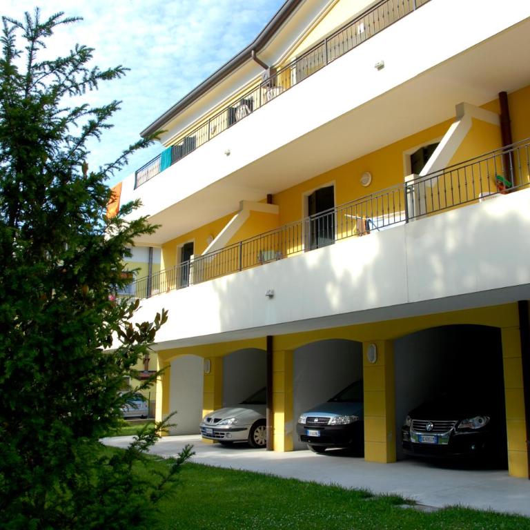 Lovely flat in a building surrounded by garden - Appartamento - 7