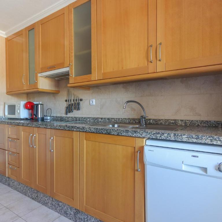 087 - Apartamento Gerona - comfortHOLIDAYS - Apartamento de 3 dormitorios - 12