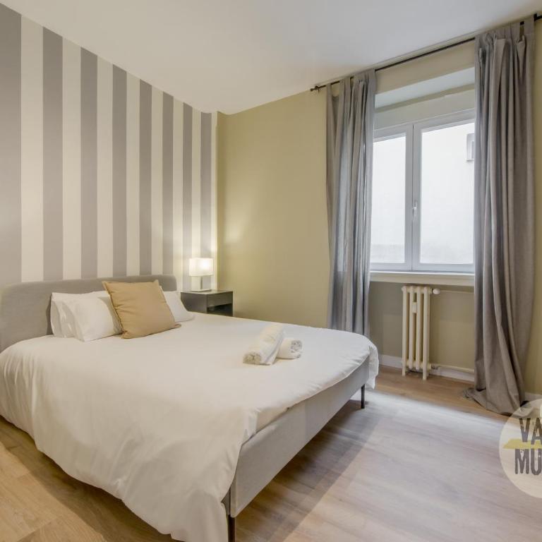 Practico Apt 7pax en Calle Santa Ana Centro de Madrid - Apartment - 4