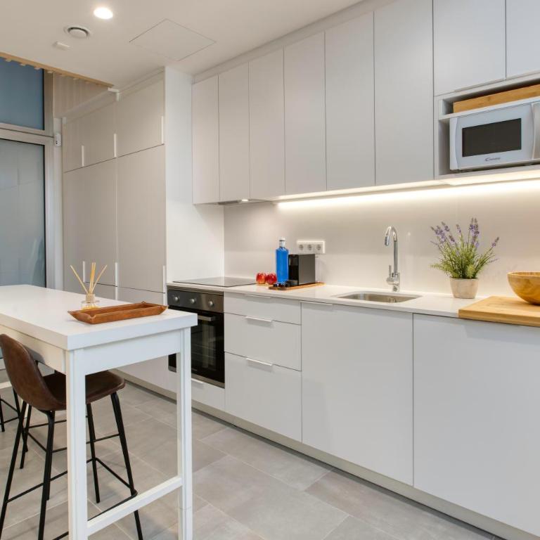 Calm Apartments - Apartment - Split Level - 18