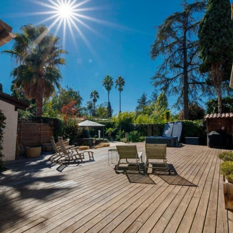06V - Belle villa - jacuzzi - piscine - tennis - Villa 3 Chambres - 44