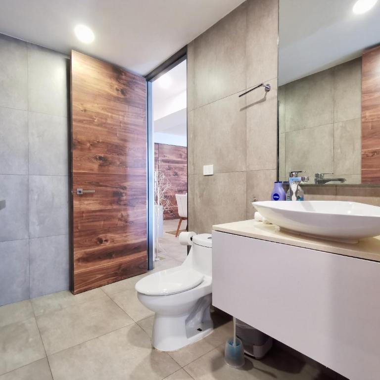 Icono 402 by Booking-Guys - Apartamento de 3 dormitorios - 40