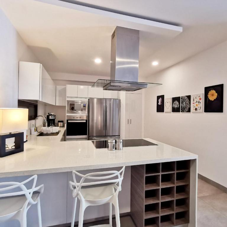 Icono 402 by Booking-Guys - Apartamento de 3 dormitorios - 12
