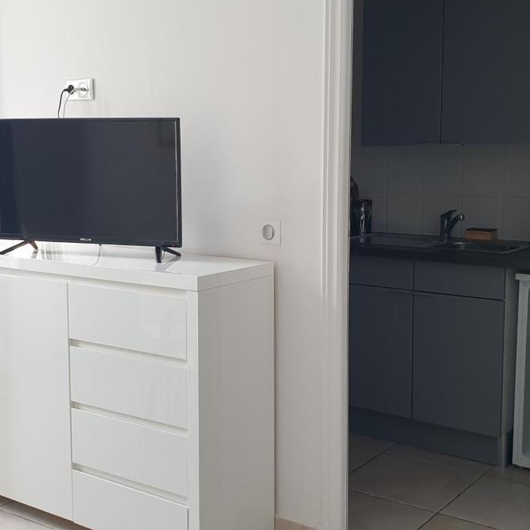 Appt T2 meublé-Juan les Pins-Logt 10 - Apartment mit 1 Schlafzimmer - 2