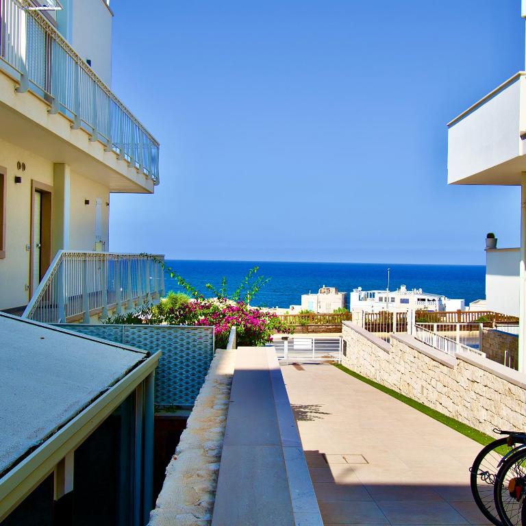 Orange Dream - Appartamento con 1 Camera da Letto, Balcone e Vista Mare - 1