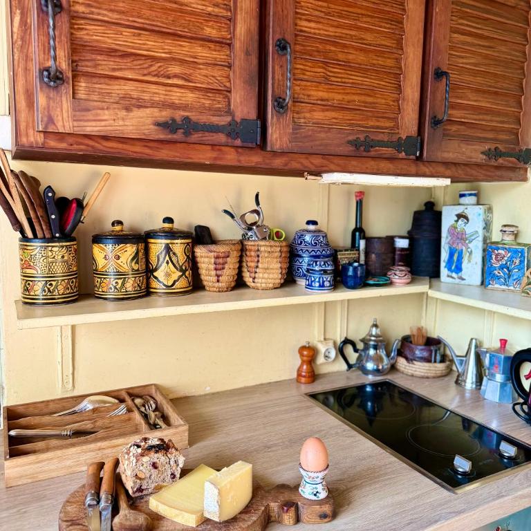 Montmartre Hidden Artist Loft - Apartamento de 2 dormitorios - 18