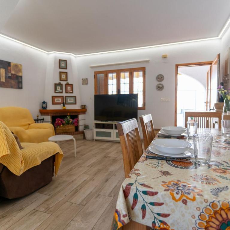 rentafive - 8pax - Terraza - 1min playa - Apartamento con terraza - 3