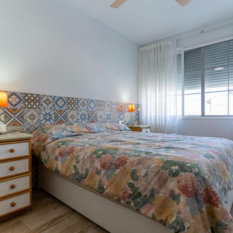 rentafive - 8pax - Terraza - 1min playa - Apartamento con terraza - 7