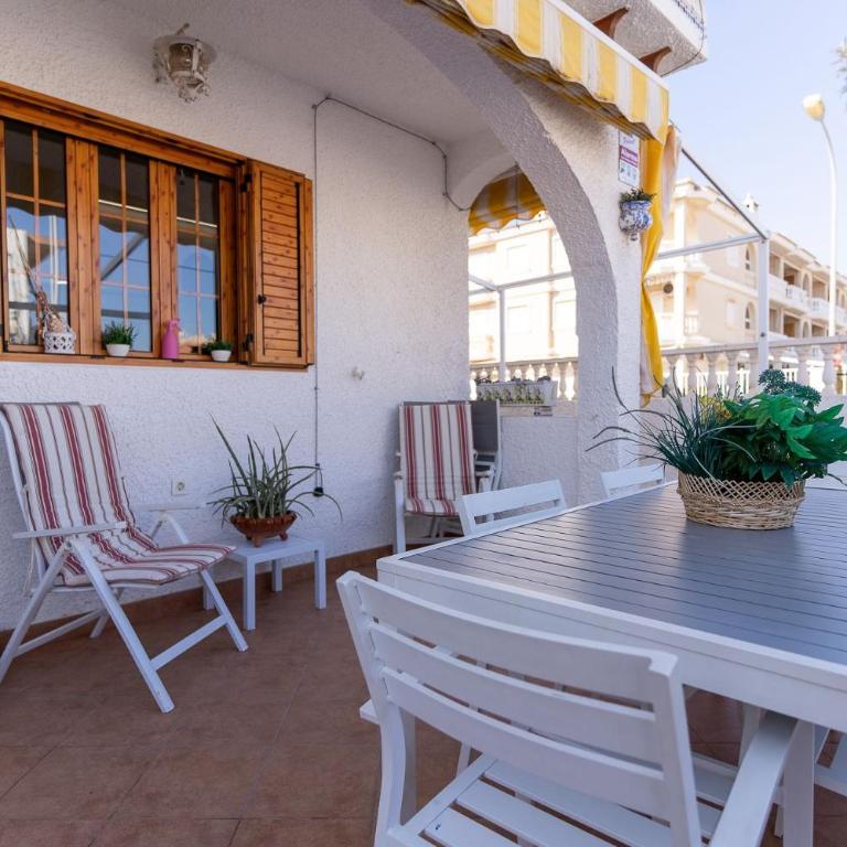 rentafive - 8pax - Terraza - 1min playa - Apartamento con terraza - 15